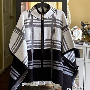 ANNE KLEIN plaid zip front poncho sweater